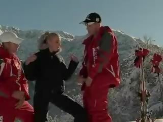 Skiing Sluts in Outdoor Threesomes